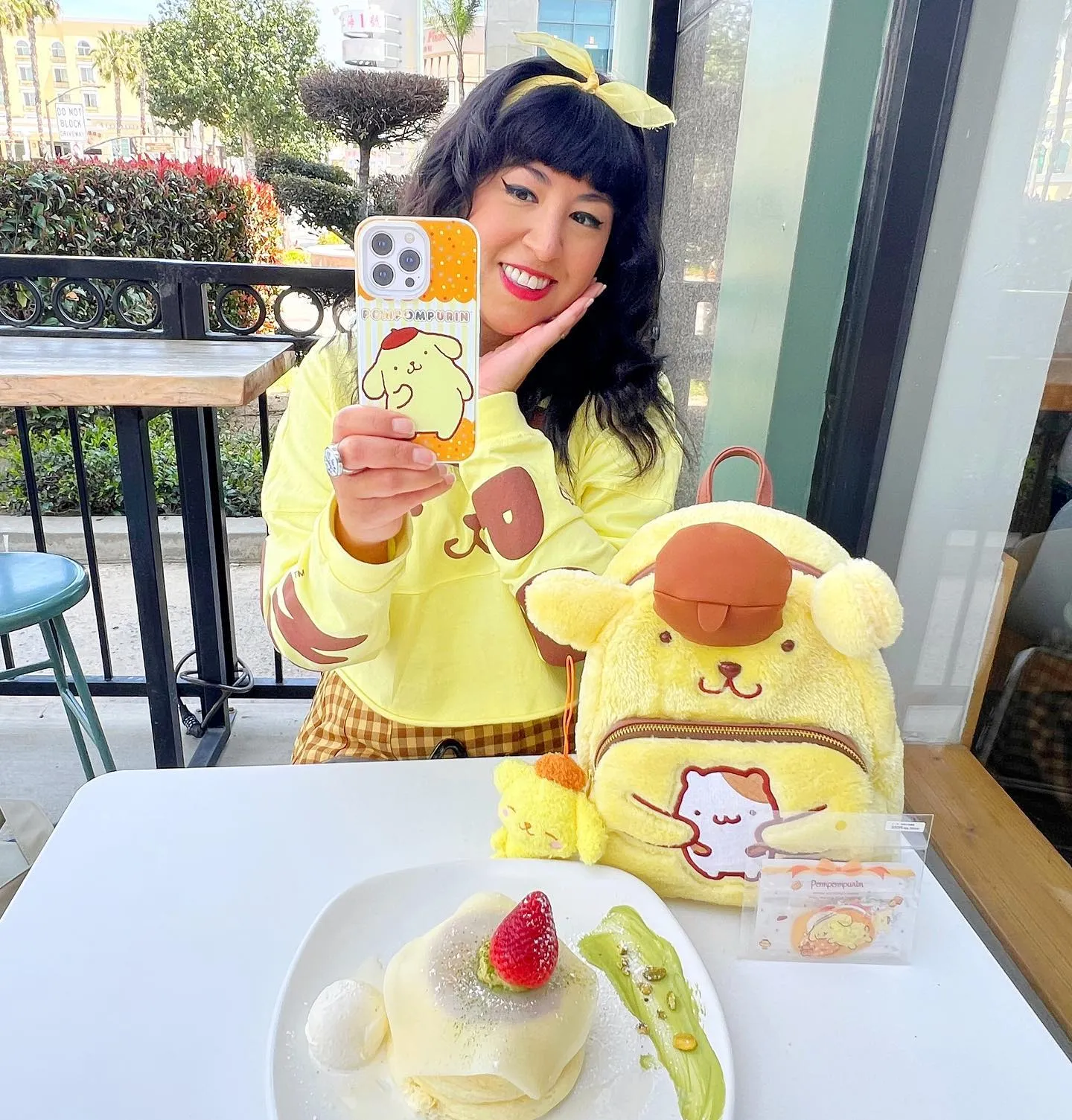 Pompompurin™ Goes Out MagSafe® Compatible IPhone Case